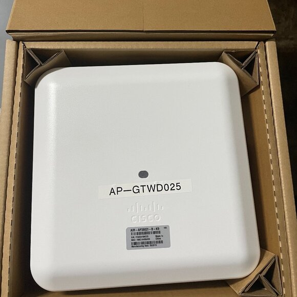 Cisco AIR AP-3802i-B-K9 Access Point - Picture 1 of 2